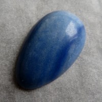 Křemen modrý (s dumortieritem)
