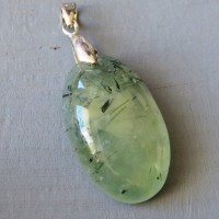 Flip with Epidote, hinge-hinged