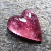 Rubelite cabochon heart