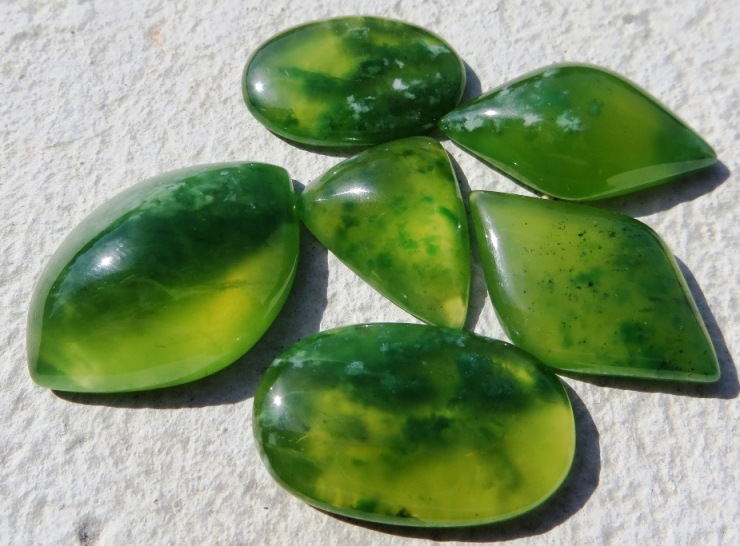 vesuvianite cabochon, california jade cabochon, idockras cabochon