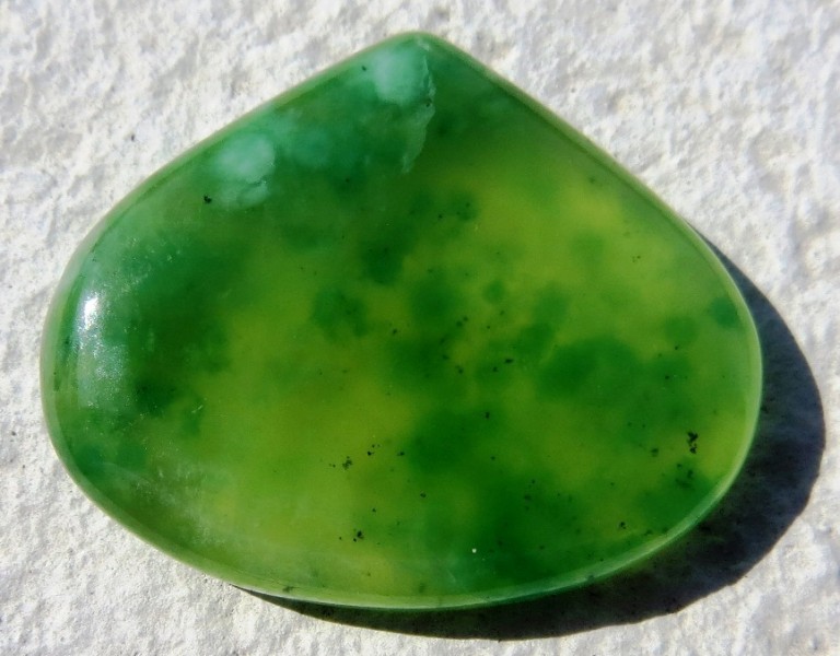 California jade, Californit, American jade, Vesuvianit jade, Pulga jade, Happy Camp jade, Cyprine, Egeran, Idokras, Idocras