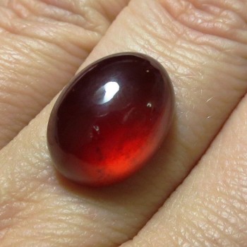 Red Grenade Grenadier Extra, Tanzania, Cabochon A2 | www.sperkove-kameny.cz