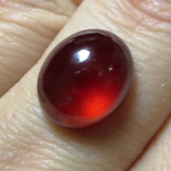 Red Grenade Grenadier Extra, Tanzania, Cabochon A8 | www.sperkove-kameny.cz