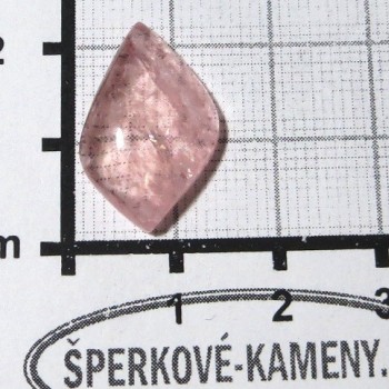 Morganit, Mosambic, kabošon 3 | www.sperkove-kameny.cz