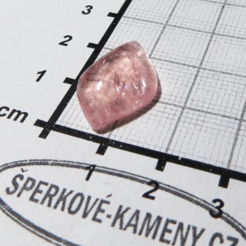 Morganit, Mosambic, kabošon 3 | www.sperkove-kameny.cz