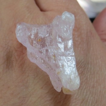 Kunzit pink crystal 1