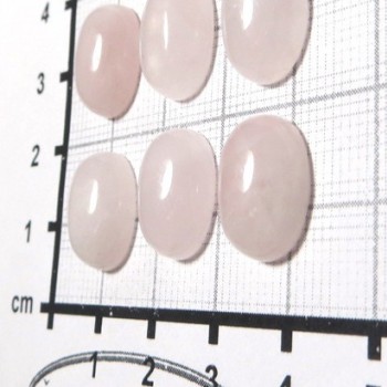Růženín, kabošonek 14x10mm, výš. 5mm | www.sperkove-kameny.cz