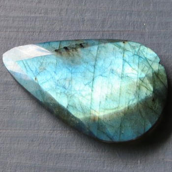 labradorit facetovaný labradorite faceted
