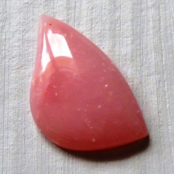 Růžový opál Peru, kabošon č.A15
