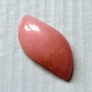 Růžový opál Peru, kabošon č.A16