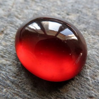Red Grenade Grenadier Extra, Tanzania, Cabochon 1