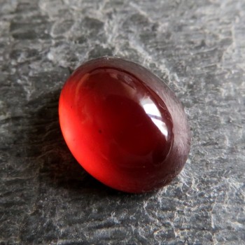 Rudý granát hesonit extra, Tanzánie, kabošonek 06