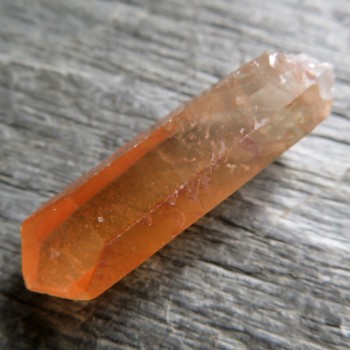 Tangerine křišťál, krystal č.08