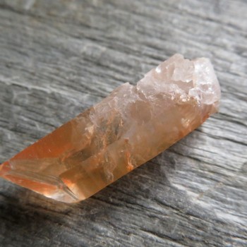 Tangerine křišťál, krystal č.09