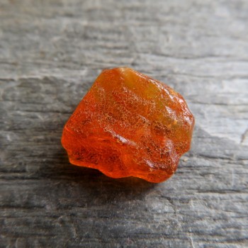 Surový přírodní Jantar,Litva, č.S11