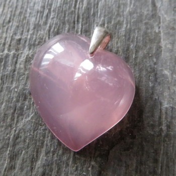 rose quartz heart pendant