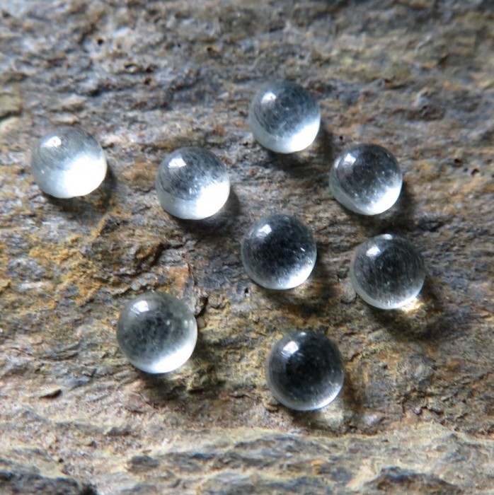 Goshenite, clear mini cabochon 2.8- 3.0 mm, 1 pc