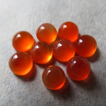 Karneol přírodní, zářivě oranžový 5 mm, 1 ks