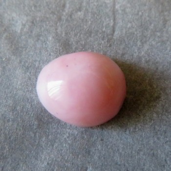 Růžový opál Peru, kabošon č.11