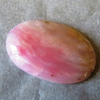 Růžový opál Peru, kabošon č.12