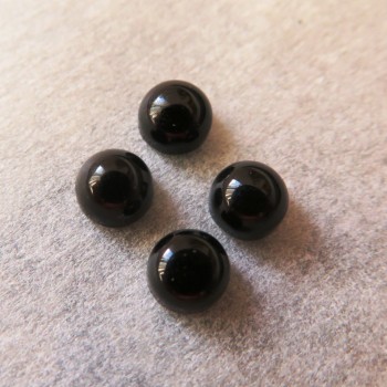 Onyx mini round cabochon - 4 mm, 1pc