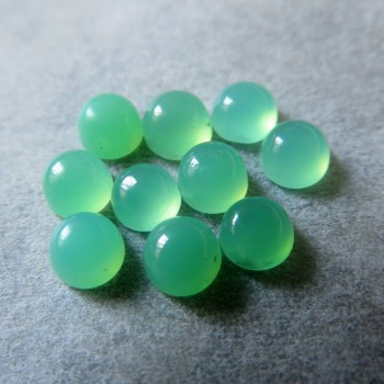 Natural Tanzania Chrysoprase, mini cabochon - 4mm