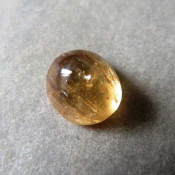 Imperial topaz, kabošon č. I3