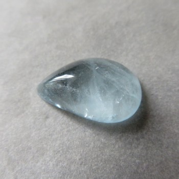 Přírodní Modrý topaz kabošon č.U4