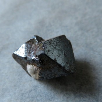 Krystal Magnetitu, M6