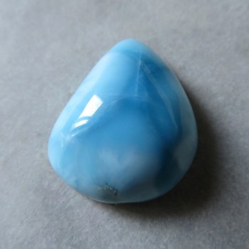  Extra modrý Larimar, kabošon  č.3