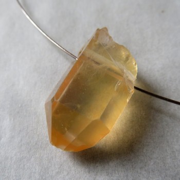 Tangerine křišťál, vrtaný krystal č.T1