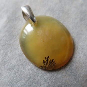 Jantarový opál Madagaskar, přívěsek J 18