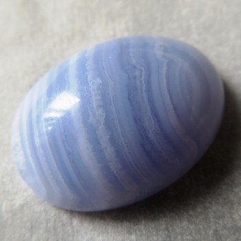 Modrý chalcedon, kabošon č.7