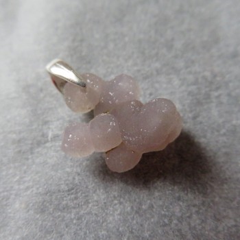Třpytivý Grape Chalcedon přívěsek č. M010