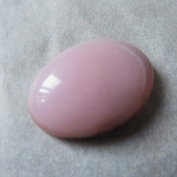 Růžový opál Peru, kabošon č.4