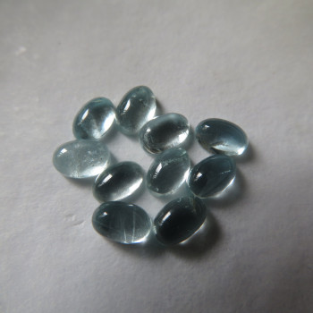 Aquamarine mini cabochon Mozambique, oval 4x6mm, 1pc