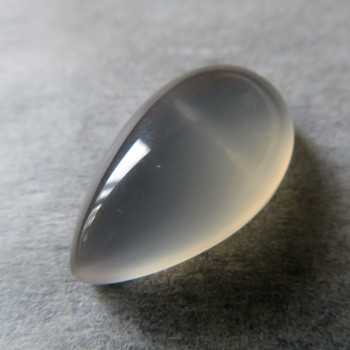 Mléčný chalcedon, kapka č.10