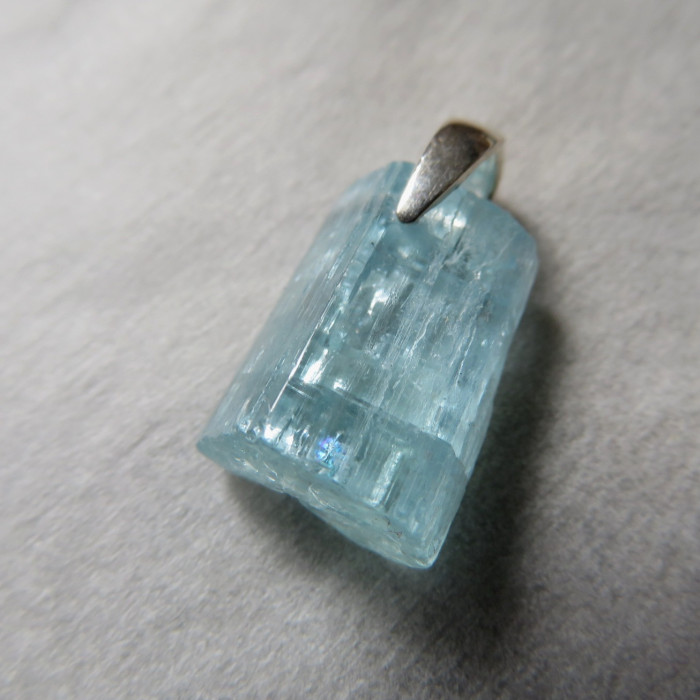 Sytý Akvamarín Rusko, krystal přívěsek č.B14