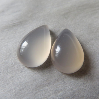 Moka chalcedon, pár č.010