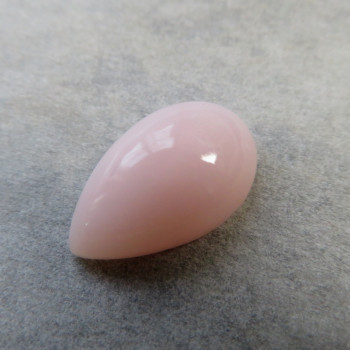 Růžový opál Peru, kabošon č.5