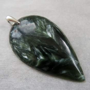 Serafinite, pendant P12