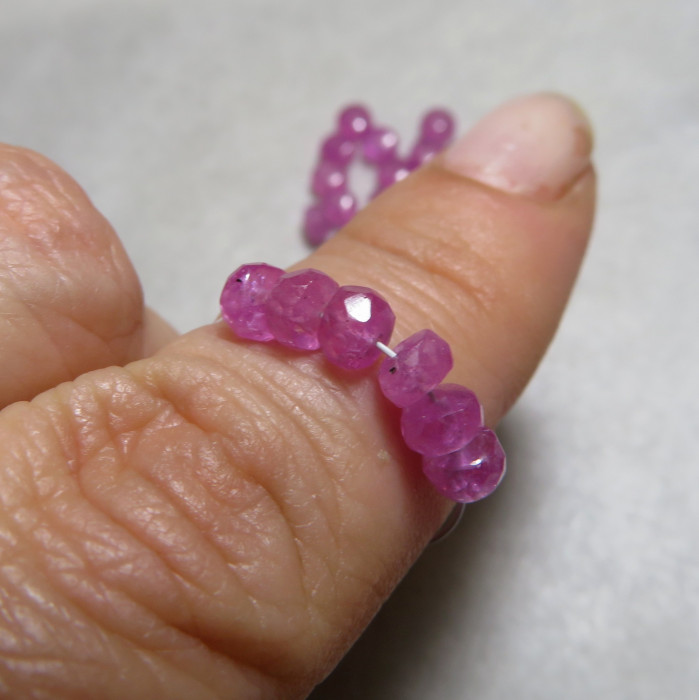 Pink sapphire, roundel 4x2.5mm (1pc).