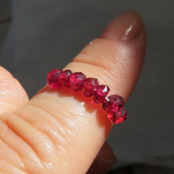 Almandine garnet faceted ring 4x2.5 mm (1 pc)