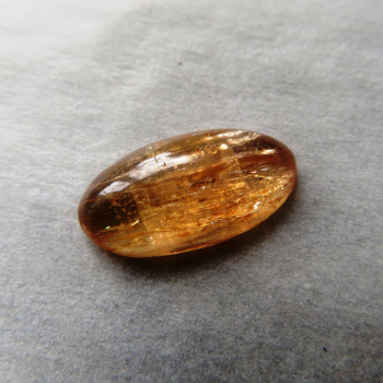 Imperial topaz, kabošon č. A4