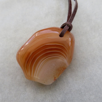 Carnelian Botswana, drilled stone with skin No.8
