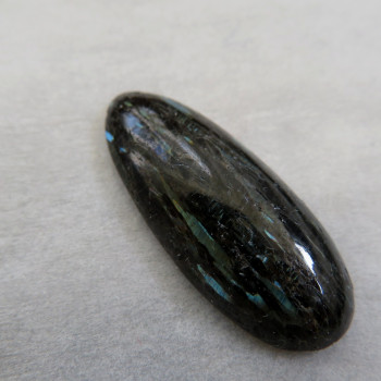 Nuummite,Grónsko, kabošon č.15