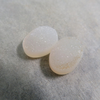 Sparkling chalcedony, pair no.8