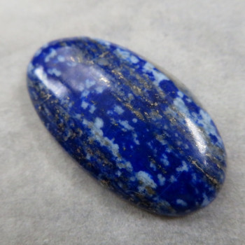 Lapis lazuli-flíčkatý  kabošon č. 2
