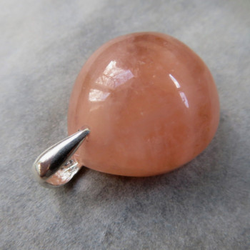 Morganite-beryl pendant No. M1