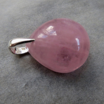 Morganite-beryl pendant No. M3